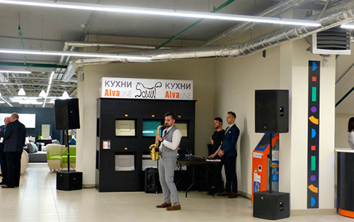 Открытие ТЦ Яркого 17