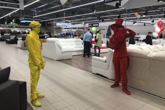 Фотоотчёт открытия ТЦ Яркий 13